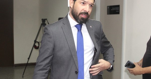 La Nación / El JEM inicia proceso al fiscal Osmar Legal