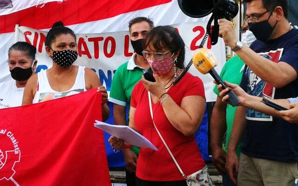 Sindicatos cuestionan a centrales obreras y piden juicio político de Abdo y Velázquez