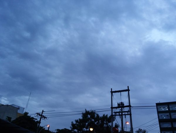 Miércoles con lluvias y ocasionales tormentas eléctricas · Radio Monumental 1080 AM