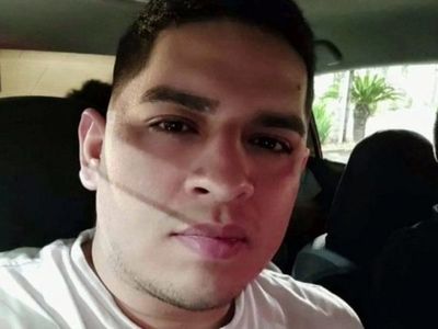 Asaltantes matan de un disparo en la cabeza a joven comerciante