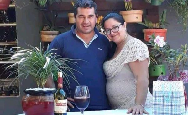 Pareja falleció de COVID el mismo día