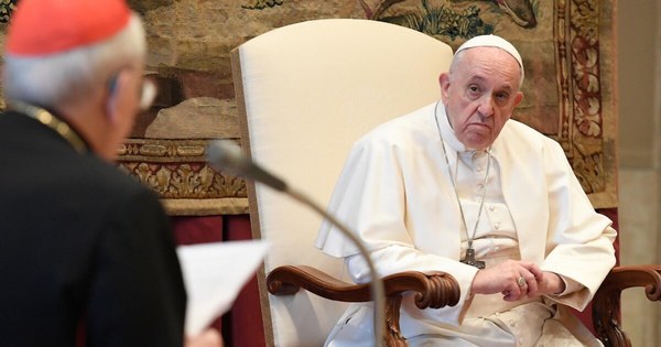 La Nación / Ante crisis en Paraguay, el papa Francisco pide encontrar un camino de diálogo