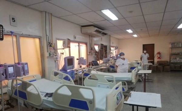 Diario HOY | Clínicas readecuó servicios para sumar camas de terapia para pacientes COVID-19