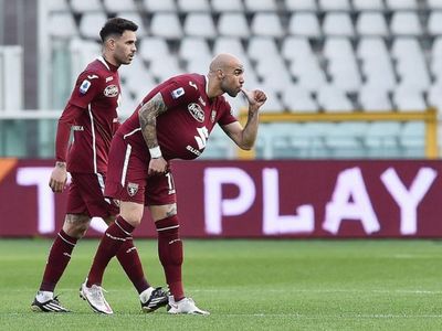 El Torino de Tonny Sanabria remonta un 0-2 y se da un respiro