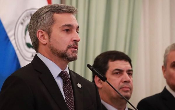 Inicia Juicio Político al presidente y vice presidente