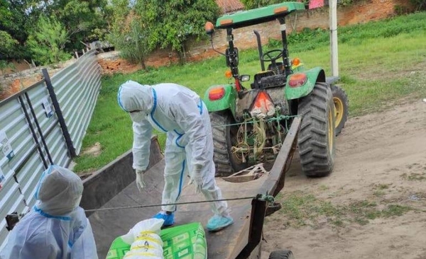 Diario HOY | La imagen que no queríamos ver: así enterraron a un fallecido por COVID-19
