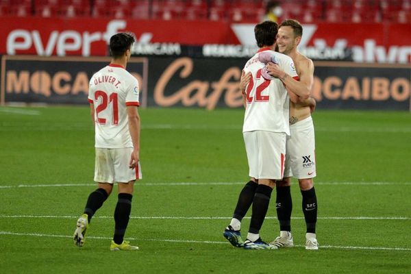 El Sevilla se afianza en la zona Champions - Fútbol - ABC Color