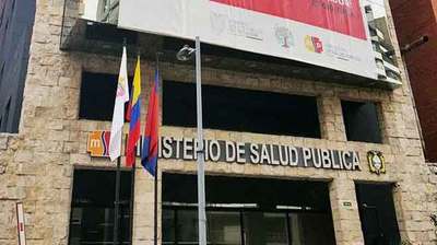 Allanan sede del Ministerio de Salud de Ecuador por irregularidades en proceso de vacunación - Megacadena — Últimas Noticias de Paraguay