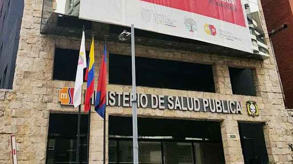 Allanan sede del Ministerio de Salud de Ecuador por irregularidades en proceso de vacunación - Megacadena — Últimas Noticias de Paraguay