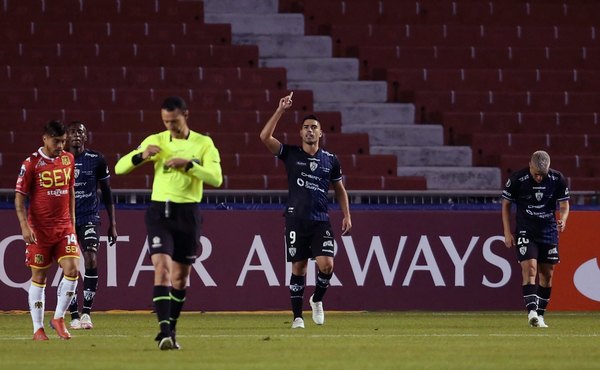 ¿Después de cuánto un paraguayo marca un 'triplete' en Copa Libertadores?