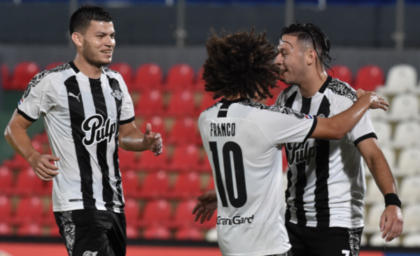 Diario HOY | Con los dientes apretados, Libertad va a Fase III de la Copa
