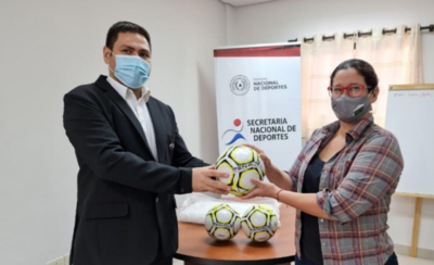 Diario HOY | SND entrega implementos al Centro de Sordos del Paraguay
