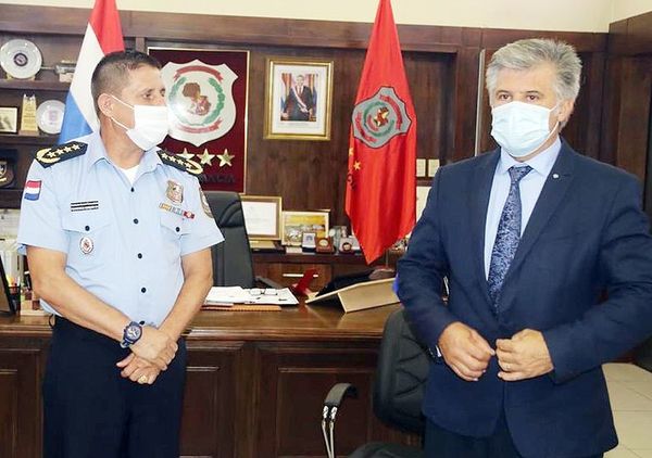 Comandante de la Policía puso a disposición su cargo, confirma Giuzzio - Nacionales - ABC Color