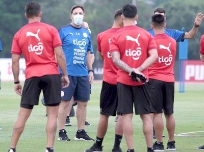 Crónica / Albirró, con pausa obligada