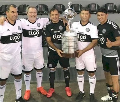 Crónica / “No olvidarse de los profesionales paraguayos”