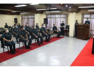 Malestar en FFAA por cajonear pago