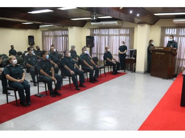 Malestar en FFAA por cajonear pago