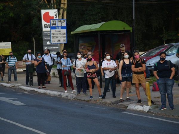 Con cancelación de permiso se debe sancionar regulada de buses, afirman