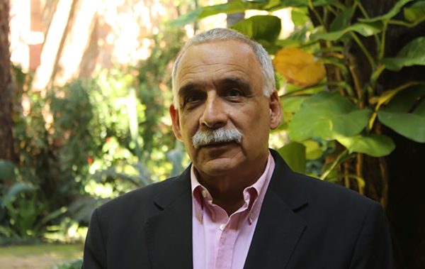 Ticio Escobar es nombrado Doctor Honoris Causa por la UNR