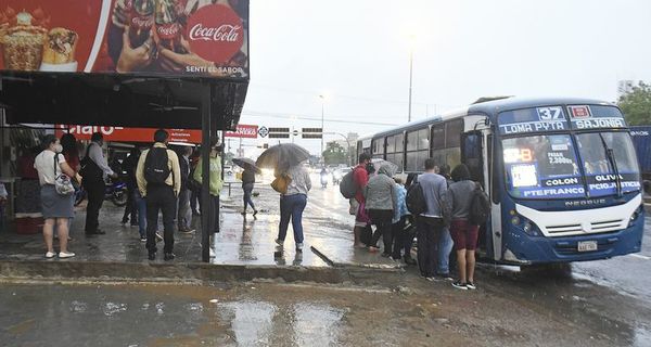 Denuncian por violar la cuarentena y por sabotaje a líder de transportistas - Nacionales - ABC Color