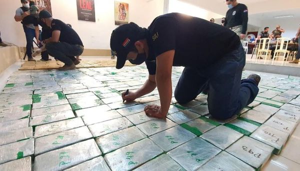 Cae un camión con 574,8 kilos de cocaína cerca de Carmelo Peralta