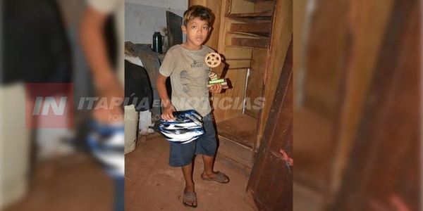 NIÑO GANA COMPETENCIA DE CICLISMO USANDO UNA BICI PRESTADA Y SIN FRENOS