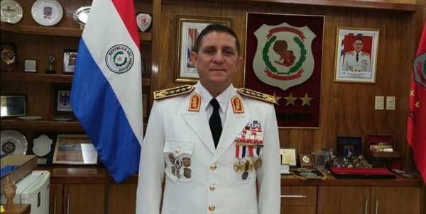 Crónica / Renunció el Comandante de la Policía, Francisco Resquín