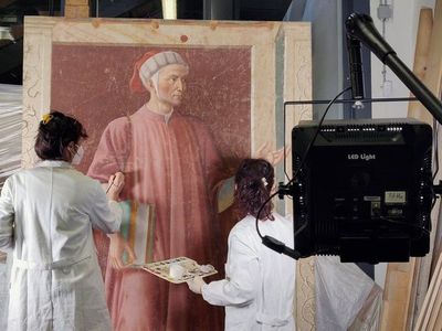 El retrato de Dante Alighieri "rejuvenece" tras su restauración