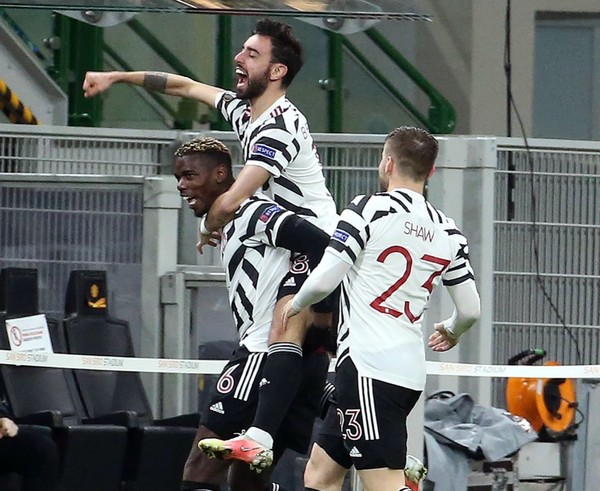 Manchester United sella su clasificación en Italia
