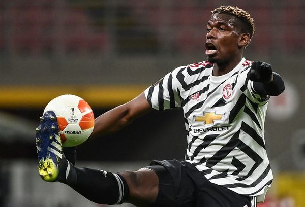 Manchester United se impone en Milan y pasa a cuartos - Fútbol - ABC Color