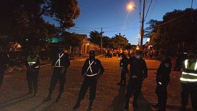 Escrachan al diputado Tadeo Rojas por votar en contra del juicio político - Nacionales - ABC Color