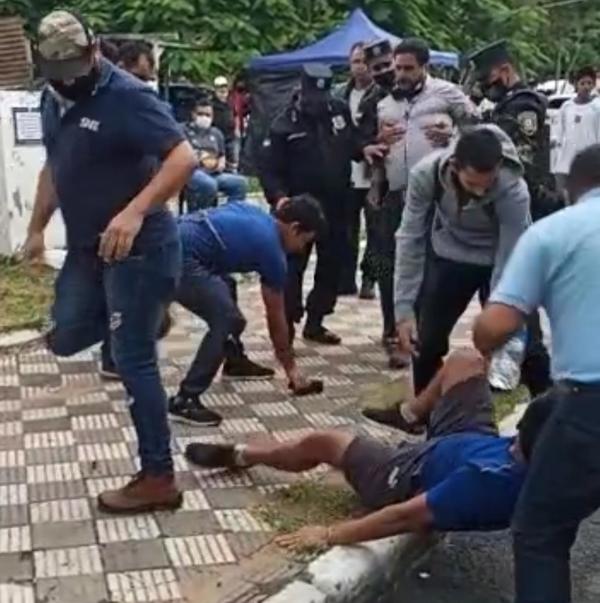 Periodista agredido por manifestante da su versión - Megacadena — Últimas Noticias de Paraguay