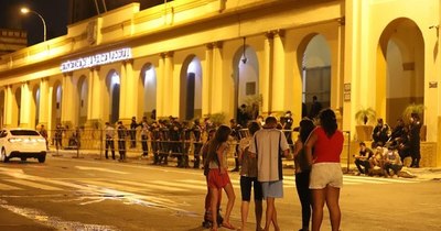 La Nación / Exhortan al Gobierno a continuar trabajando