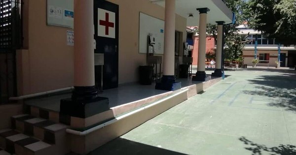 La Nación / Colegios privados destacan seguir con clases híbridas