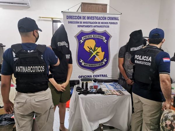 Allanan en Asunción una casa en donde se vendía cocaína al menudeo - Nacionales - ABC Color