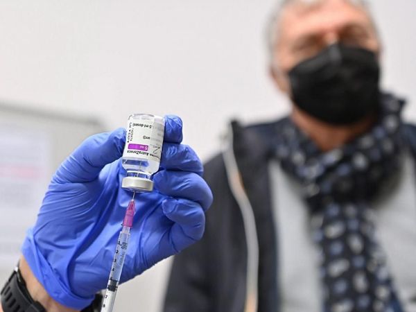 AstraZeneca recibe  visto bueno y en Europa se retoma la vacunación