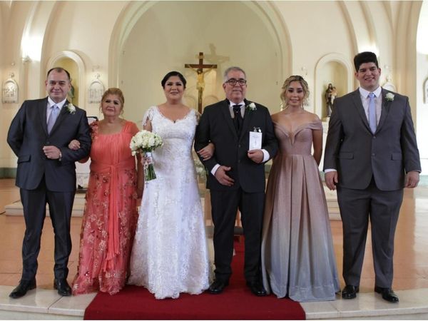 El sí, quiero de Yngrid Zelada y César Cabral