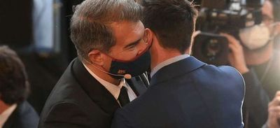 Barcelona le ofrece un contrato de por vida a Messi