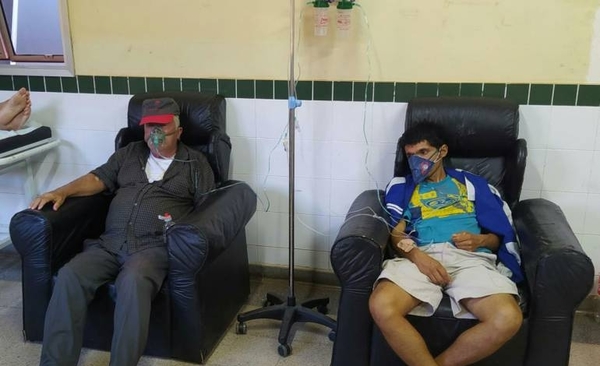 Diario HOY | En sillones esperan camas en Clínicas: “Muy poco podemos hacer”