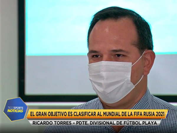 Ricardo Torres, presidente de la Divisional de Fútbol Playa