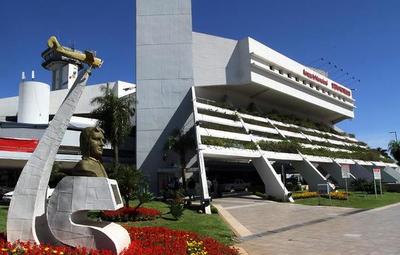 Argentinos detenidos tras presentar test de covid falso
