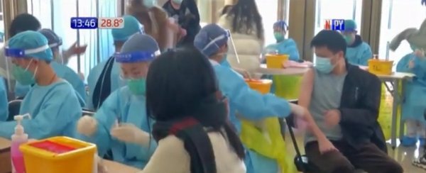 Mediadores de las vacunas chinas afirman que Cancillería frenó negociaciones | Noticias Paraguay