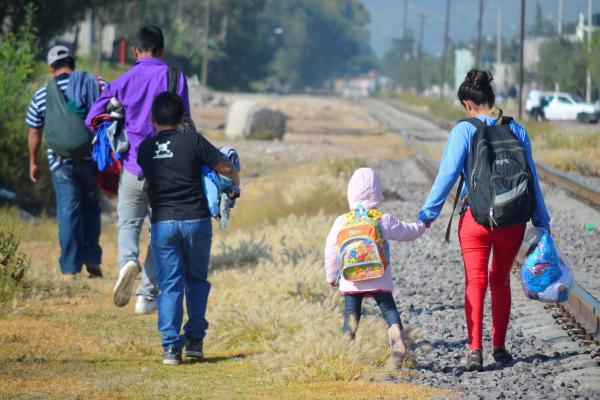 Unicef, Acnur y Unión Europea lanzaron un programa para niños migrantes