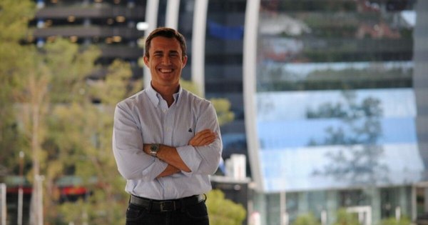 La Nación / Policía que conducía camioneta de empresario protagoniza accidente de tránsito