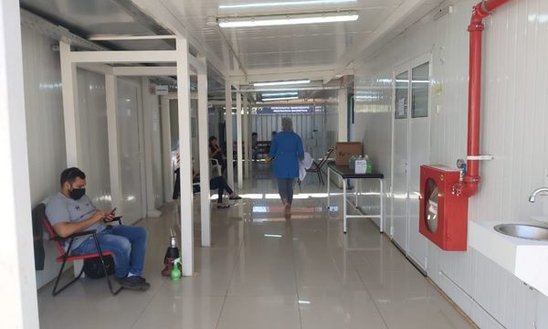 Pabellón de contingencia está operativo ante masiva cantidad de pacientes con COVID