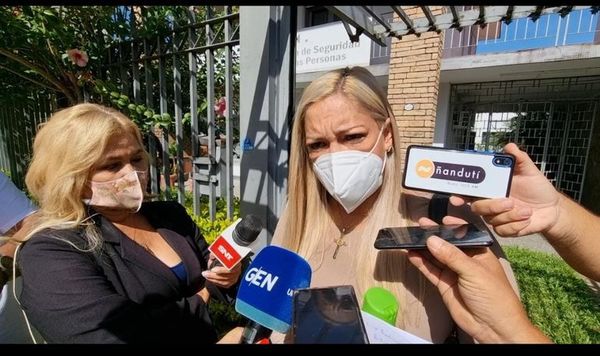 Escopetero y comisario Díaz prestaron declaración ante la Fiscalía - Nacionales - ABC Color