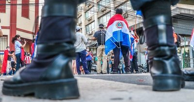 La Nación / Convocan para mañana a una nueva manifestación contra Abdo Benítez