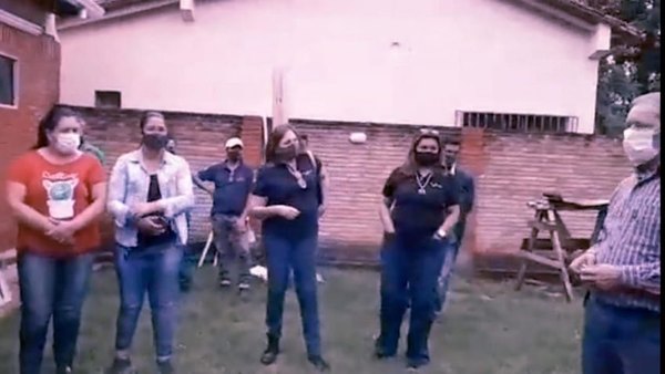 Crónica / Encaran a presi de Indert en una actividad ndaje
