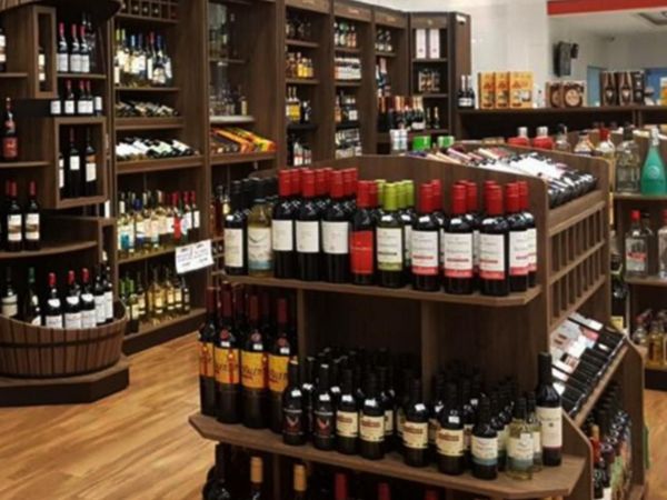 Venta de bebidas alcohólicas es permitida hasta las 20:00
