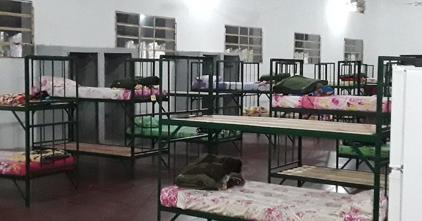 La Nación / Evalúan reconvertir unidades militares en hospitales de campaña